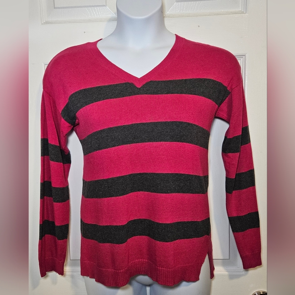 Chadwicks V-Neck Sweater - Pink and Black Striped. Size M - Picture 1 of 5